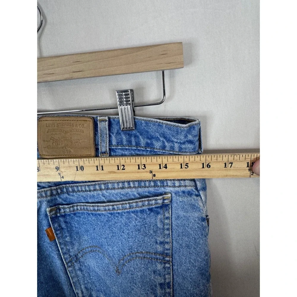 Vintage Levis 619 Orange Tab Jeans Mens fits 32X28 Light Wash Canada Denim - Picture 10 of 11